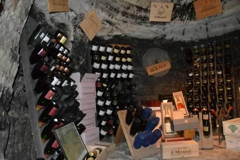Trattoria Del Bivio Cerretto Langhe Exterior foto