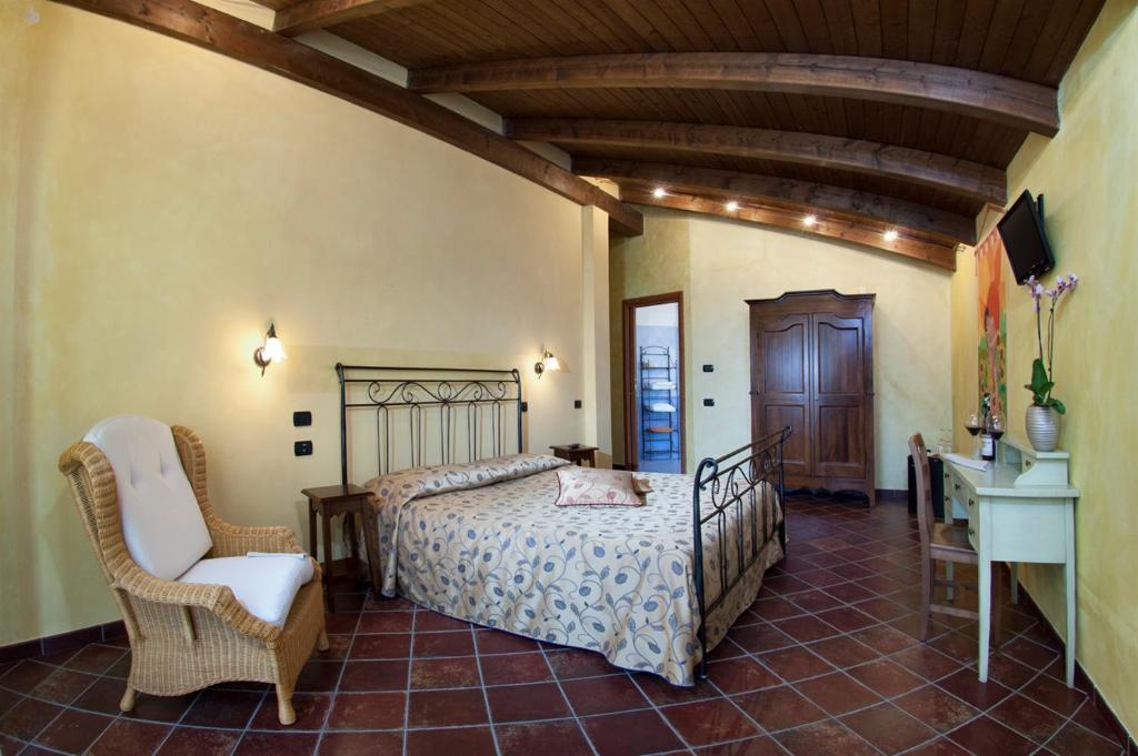 Trattoria Del Bivio Cerretto Langhe Quarto foto